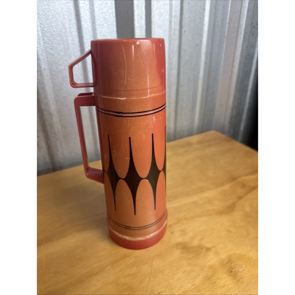 Aladdin Red Plastic Thermos with Black Retro Design, 1970-Now Vintage